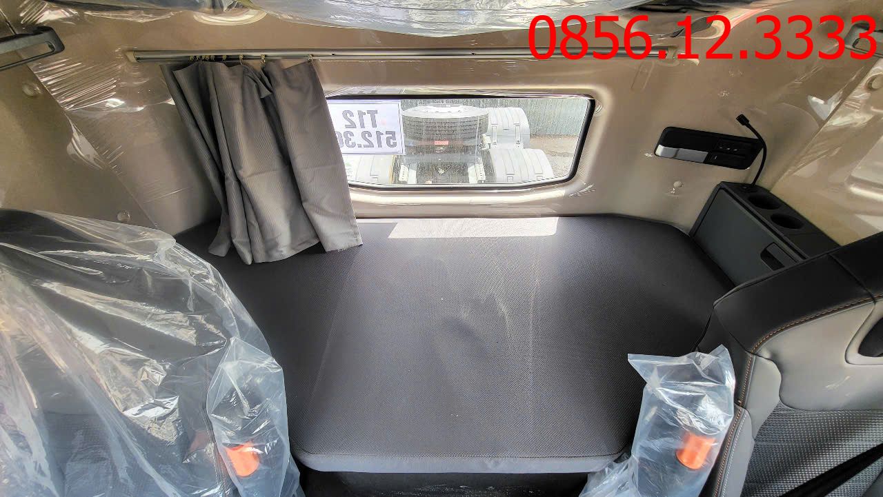 Giường nằm trên xe đầu kéo Howo TH7-N
